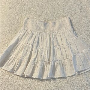 EUC American Eagle Outfitters White Eyelet Tiered Skirt